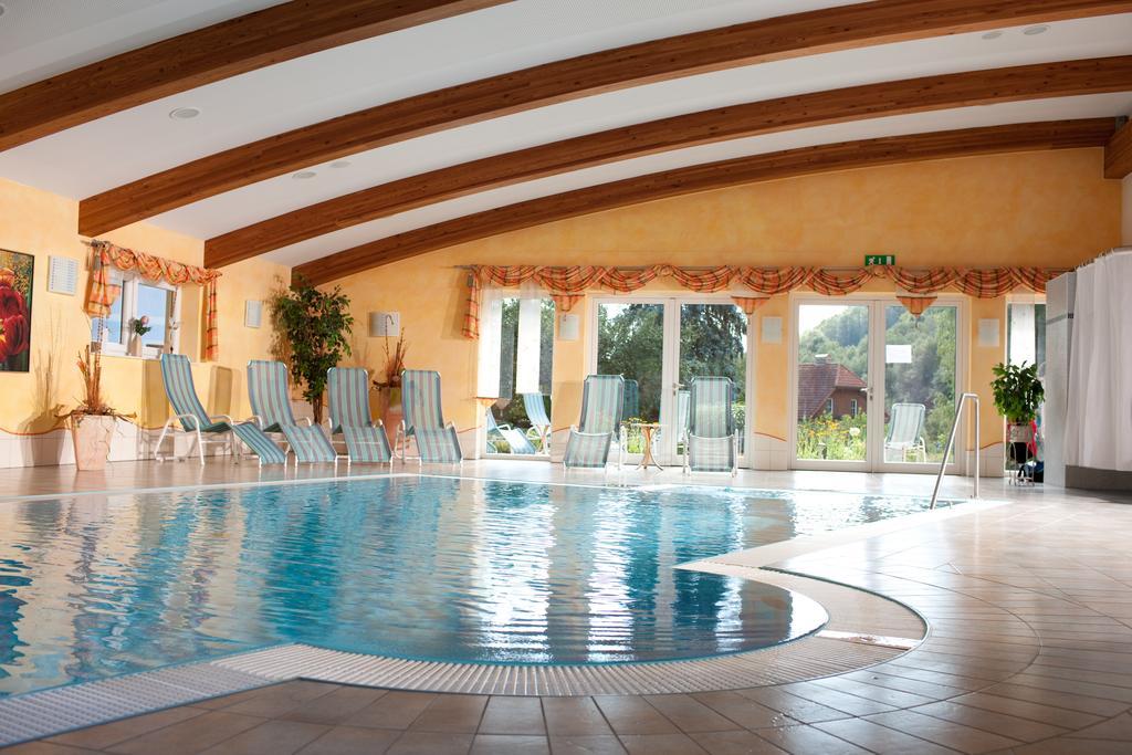 Hotel Moenichwalderhof Monichwald ภายนอก รูปภาพ