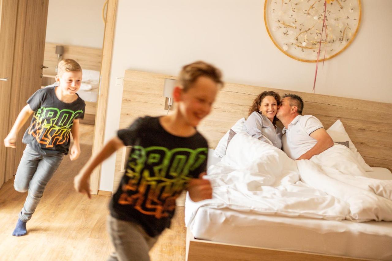 Hotel Moenichwalderhof Monichwald ภายนอก รูปภาพ