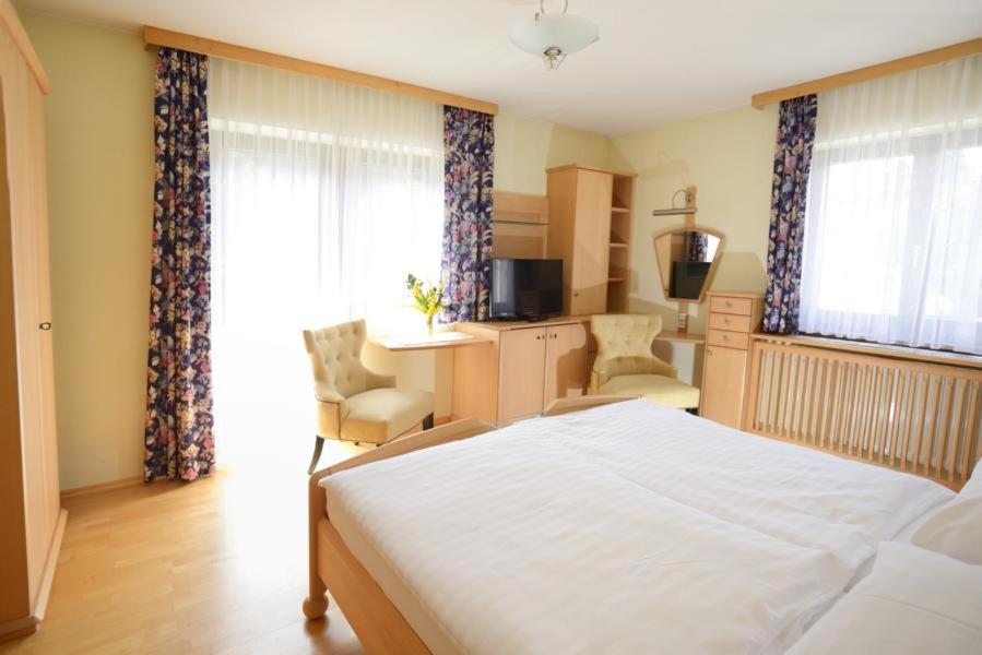 Hotel Moenichwalderhof Monichwald ภายนอก รูปภาพ