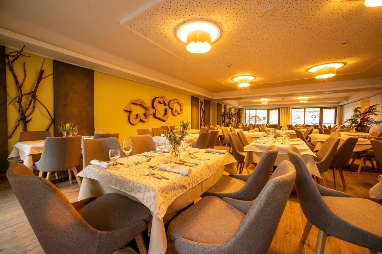 Hotel Moenichwalderhof Monichwald ภายนอก รูปภาพ